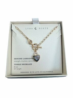 Luna Norte Gold Toggle Necklace with Labradorite Heart Pendant